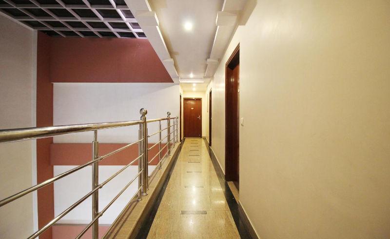 Hotel Kyron Делі Екстер'єр фото
