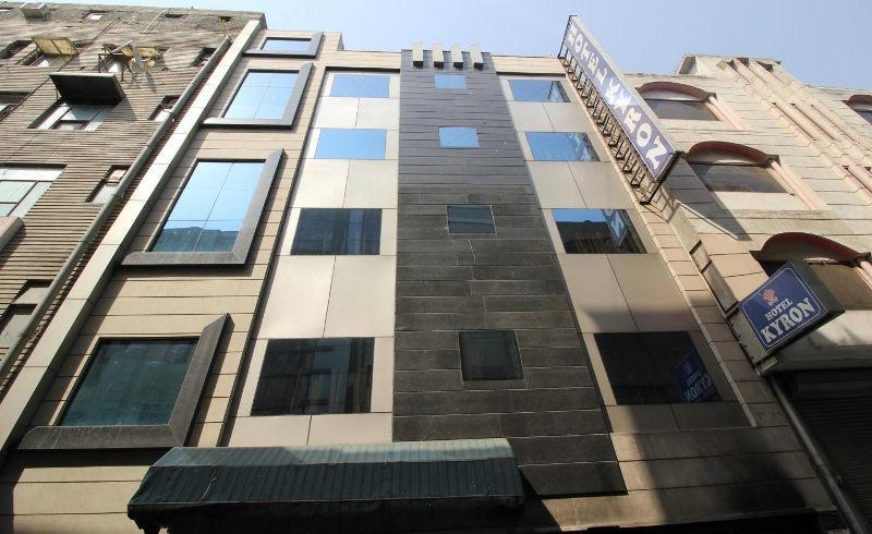 Hotel Kyron Делі Екстер'єр фото